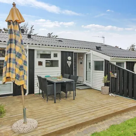 Holiday home Amelia - 350m From The Sea By Interhome *