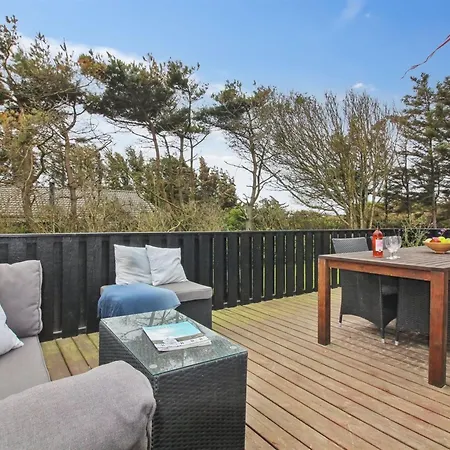 Amelia - 350m From The Sea By Interhome *