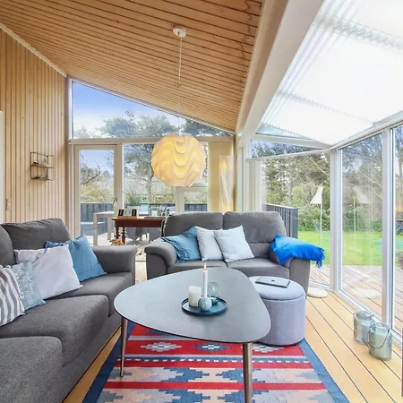 Amelia - 350m From The Sea By Interhome Lokken