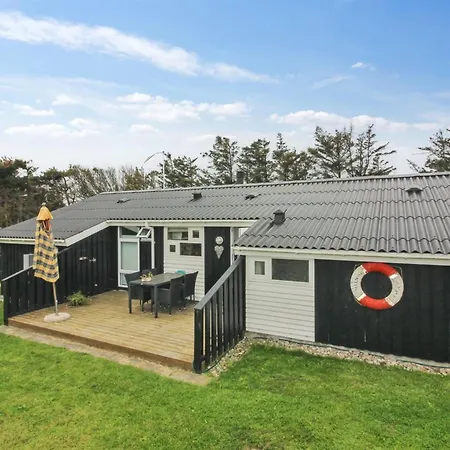 Holiday home Amelia - 350m From The Sea By Interhome